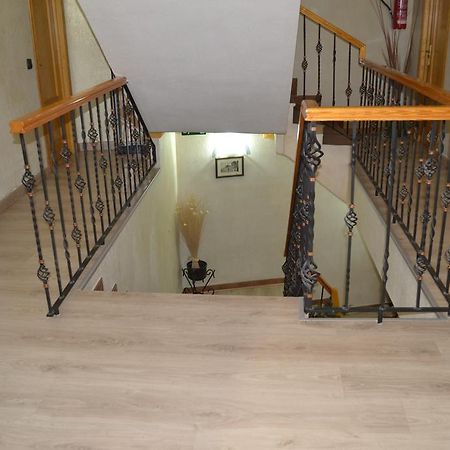 Hostal Don Juan I Alcalá de Henares Exterior foto